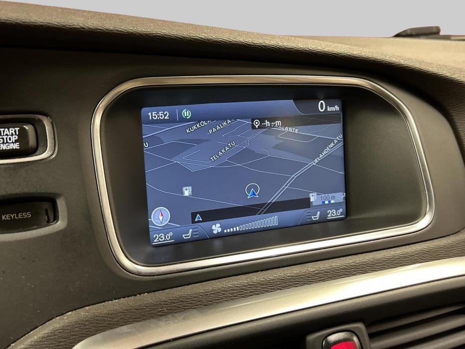 VOLVO V40 Cross Country 2013