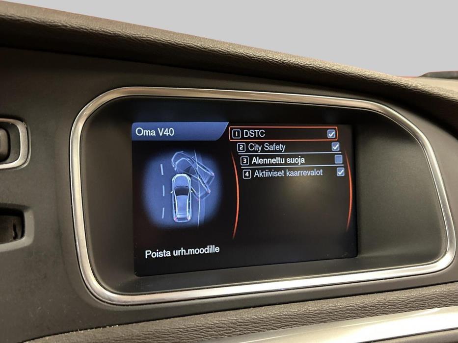 VOLVO V40 Cross Country 2013