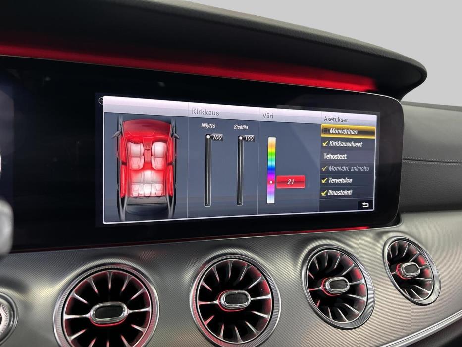 MERCEDES-BENZ E 2019