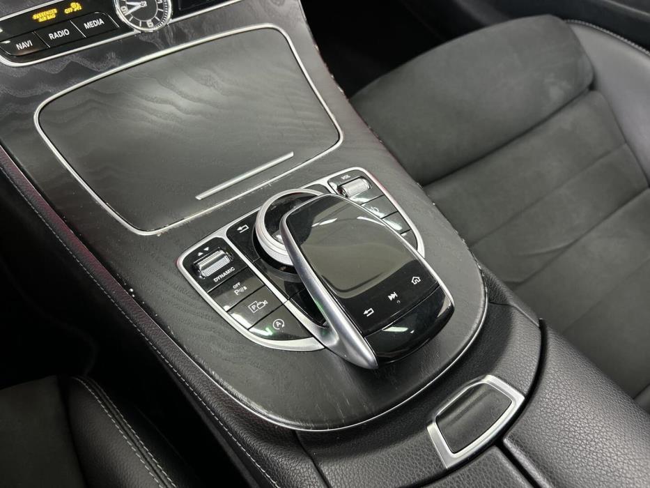 MERCEDES-BENZ E 2019