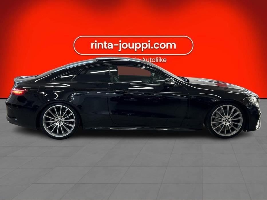 MERCEDES-BENZ E 2019