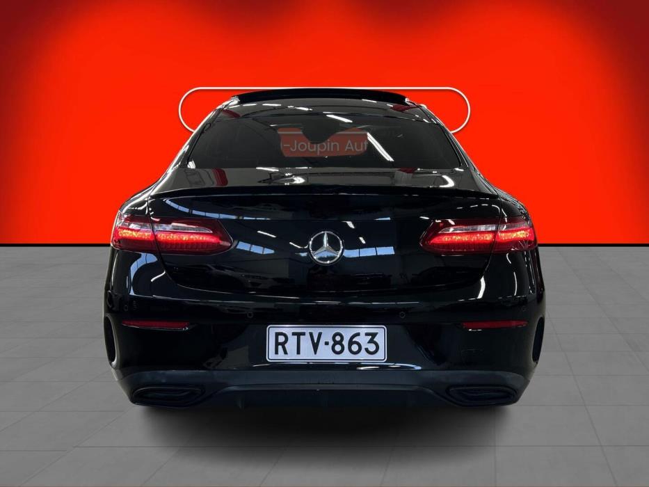MERCEDES-BENZ E 2019