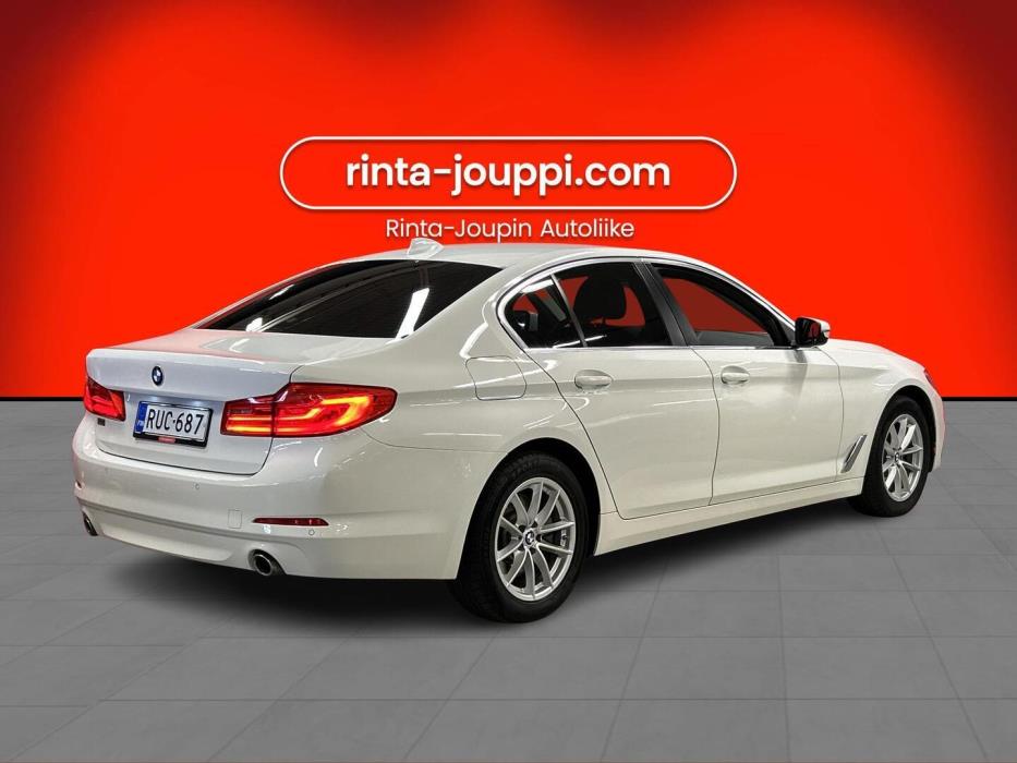 BMW 518 2020