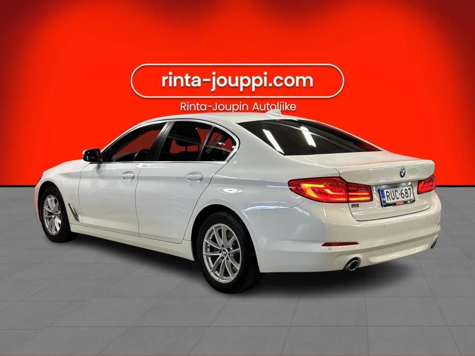 BMW 518 2020