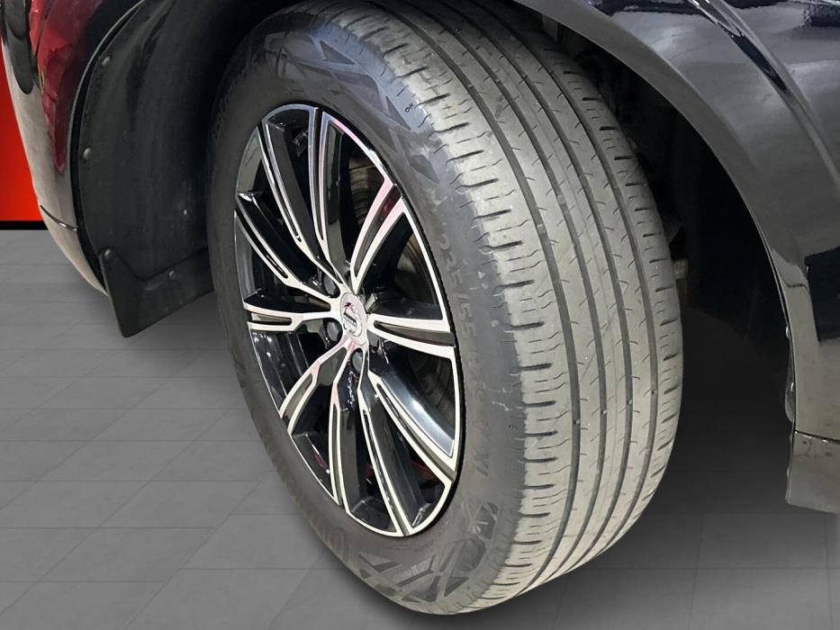 VOLVO XC60 2020