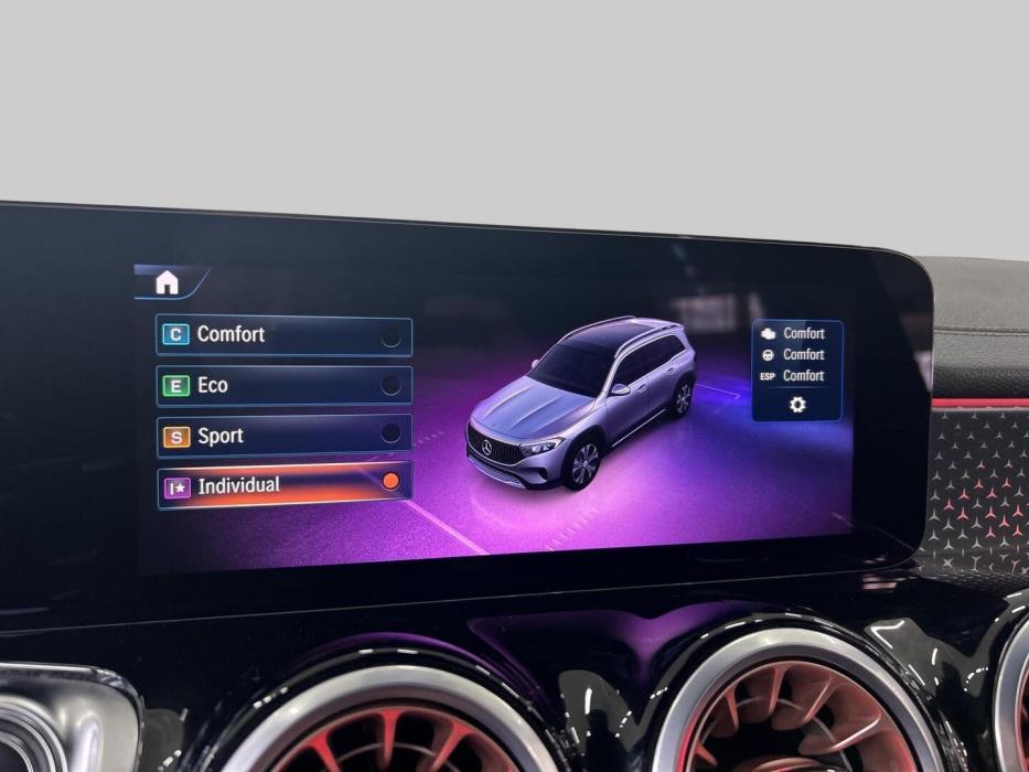 MERCEDES-BENZ EQB 2024