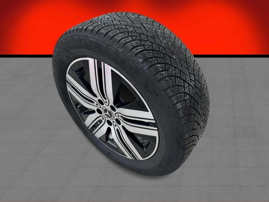MERCEDES-BENZ EQB 2024