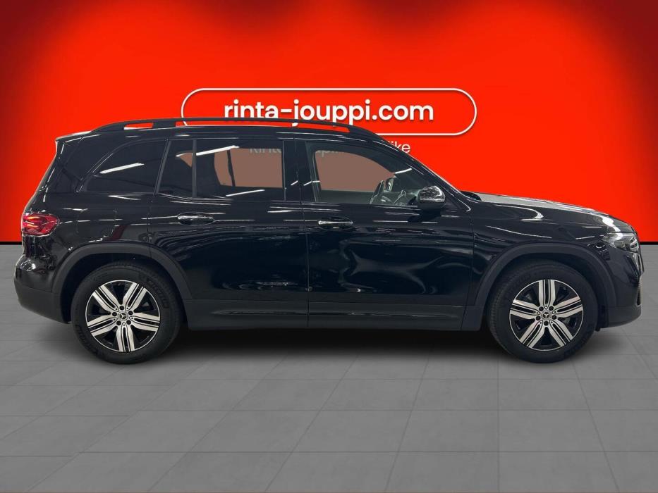 MERCEDES-BENZ EQB 2024