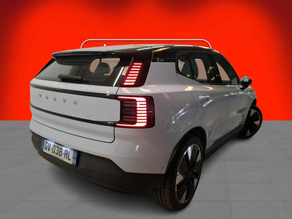 VOLVO EX30 2024