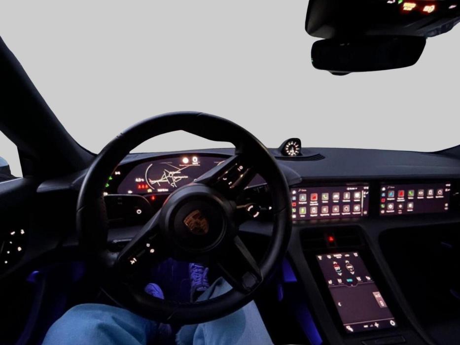 PORSCHE TAYCAN 2022