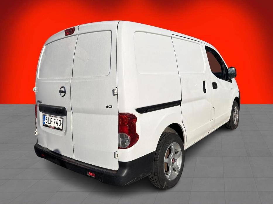 NISSAN NV200 2015