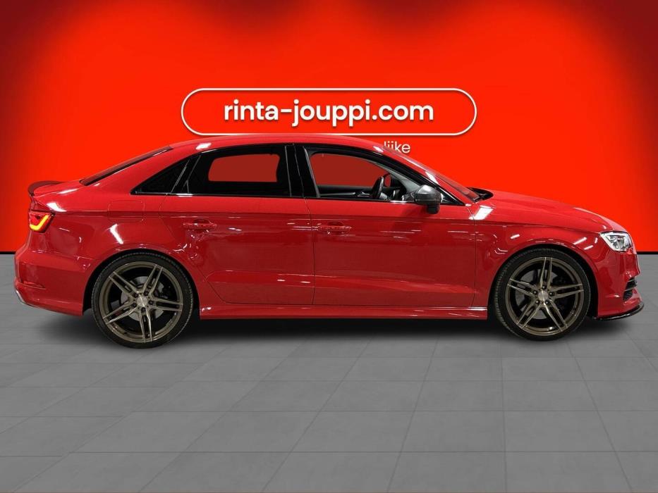 AUDI S3 2015