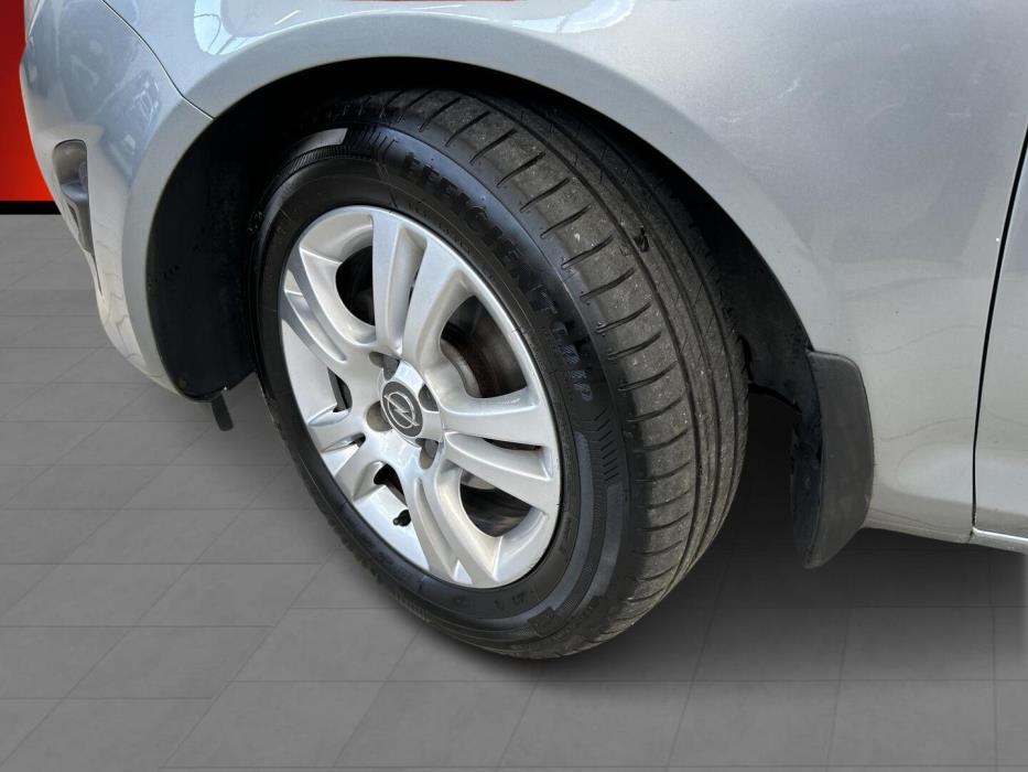 OPEL Corsa 2012