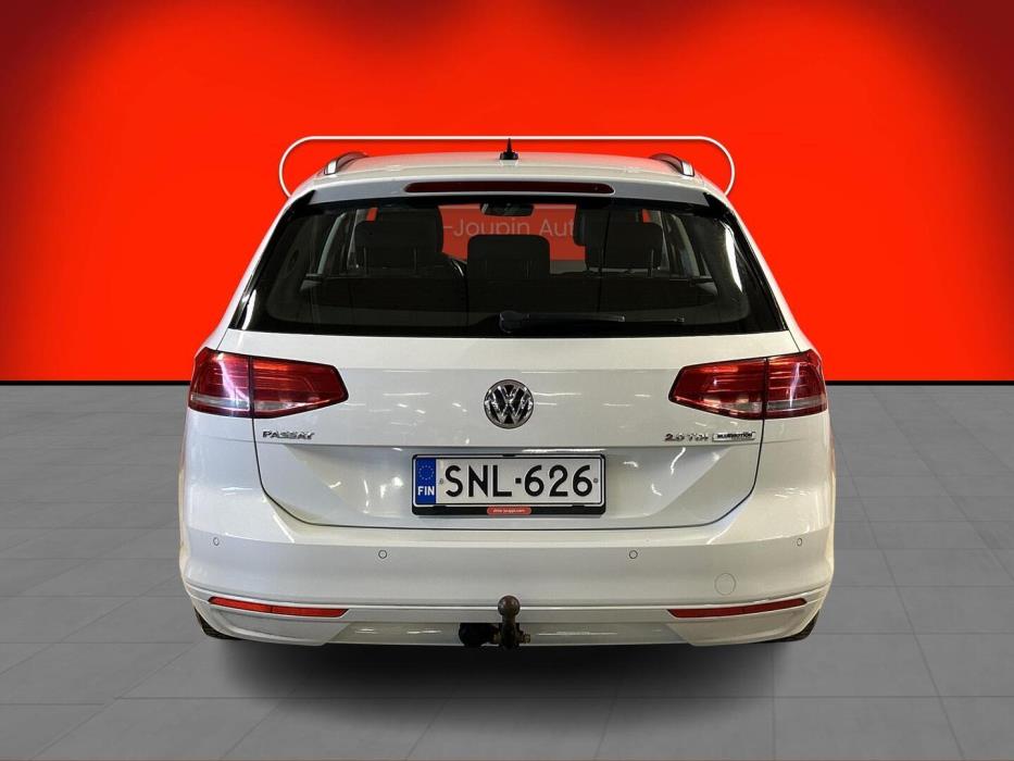 VOLKSWAGEN Passat 2016