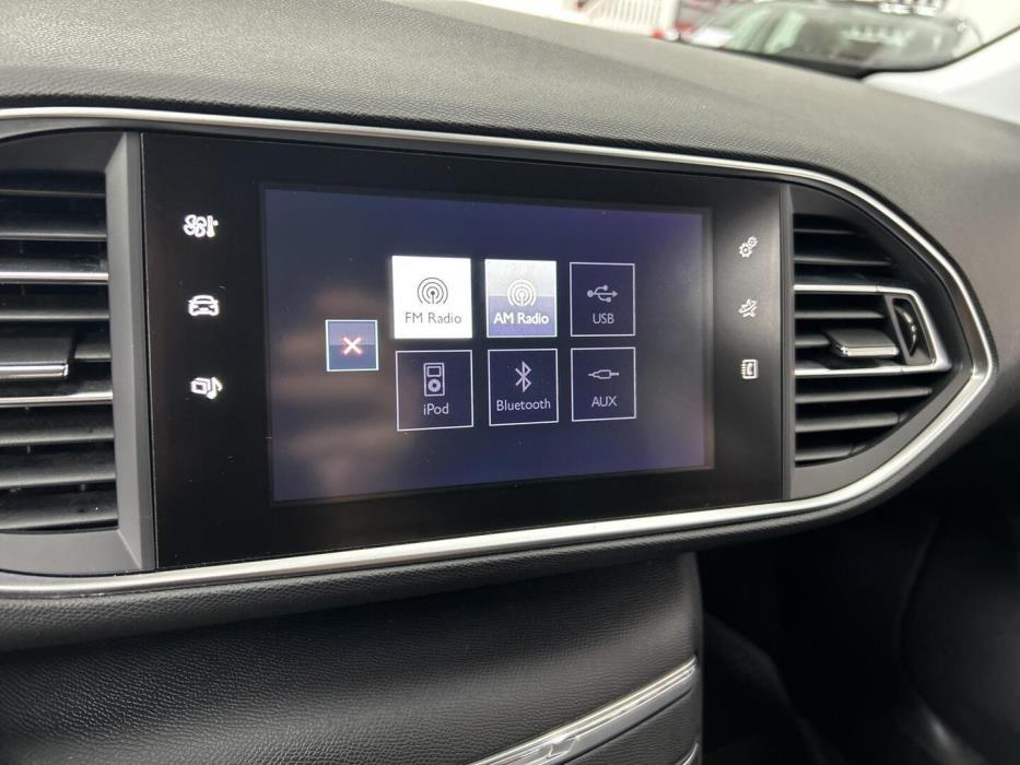 PEUGEOT 308 2016
