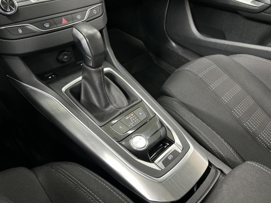 PEUGEOT 308 2016