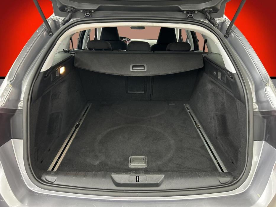 PEUGEOT 308 2016