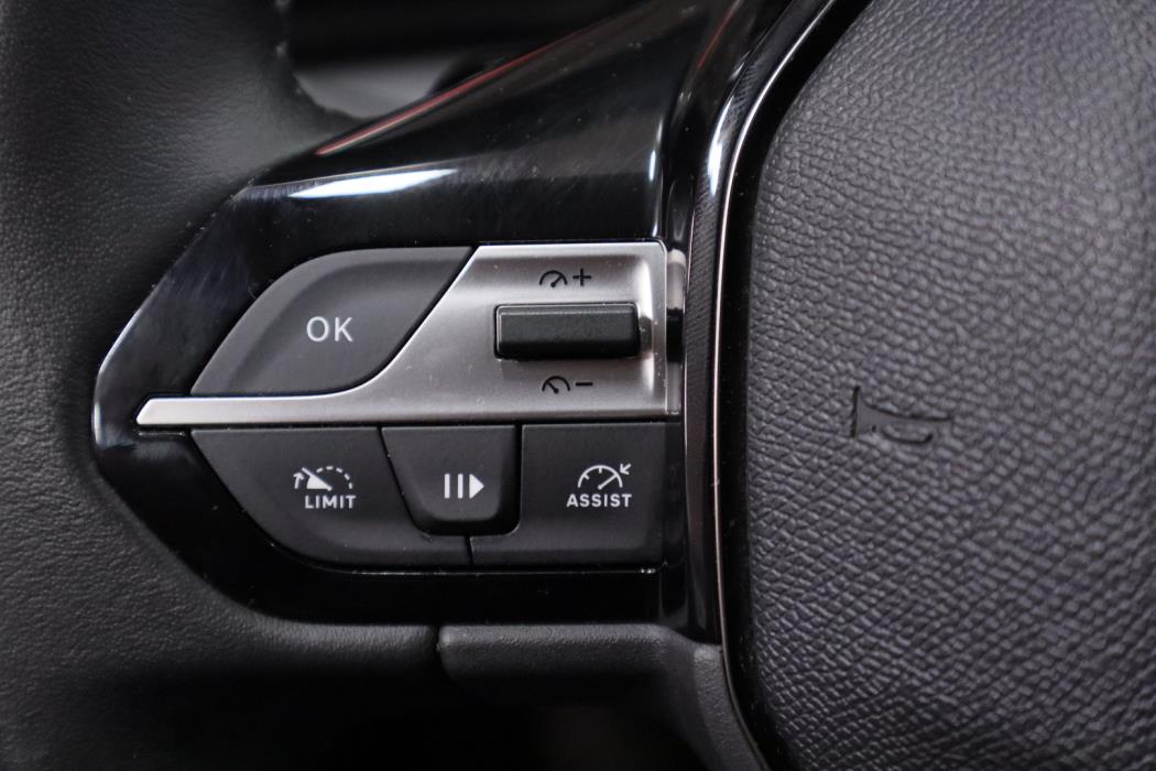 PEUGEOT 308 2023
