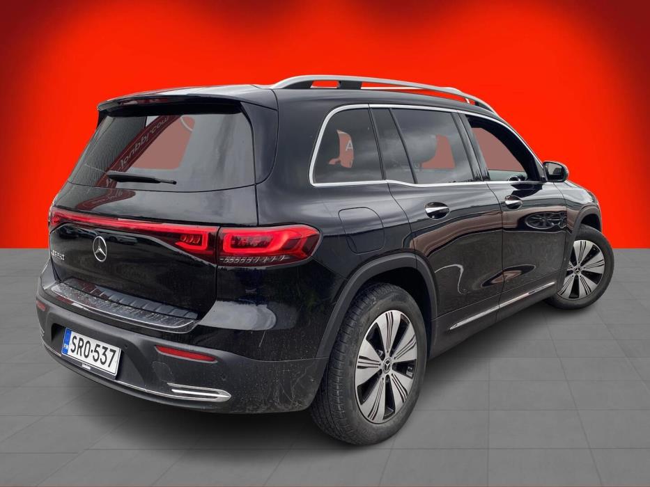 MERCEDES-BENZ EQB 2023
