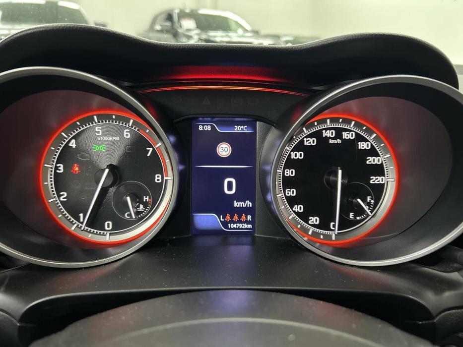 SUZUKI Swift 2021
