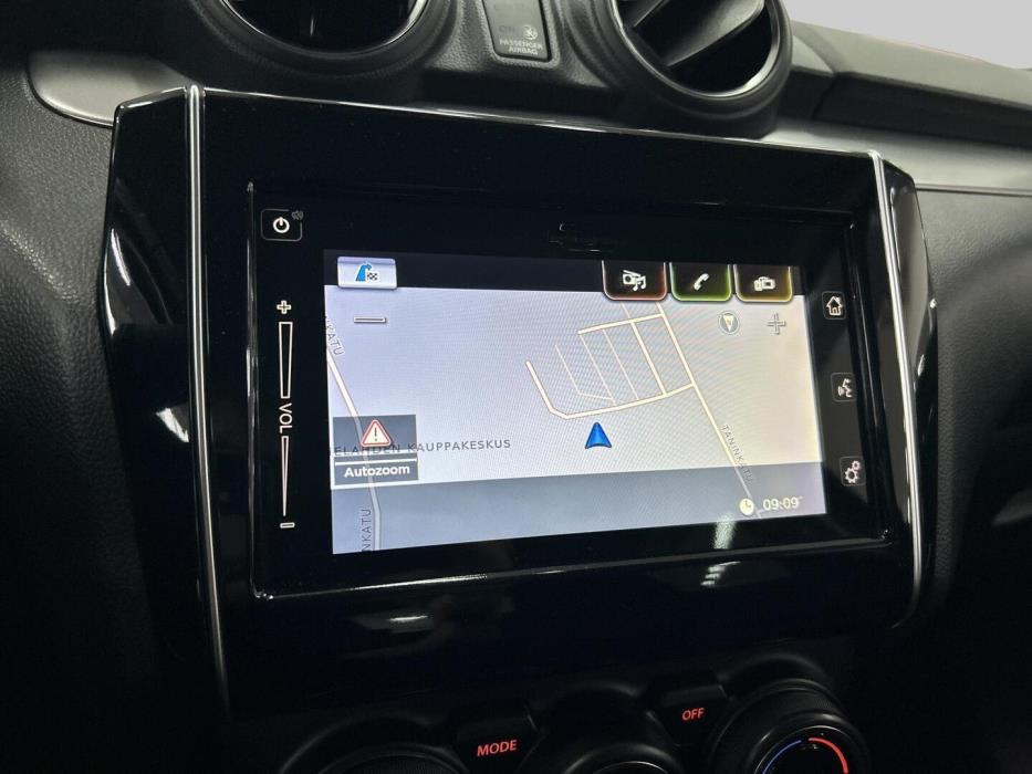 SUZUKI Swift 2021