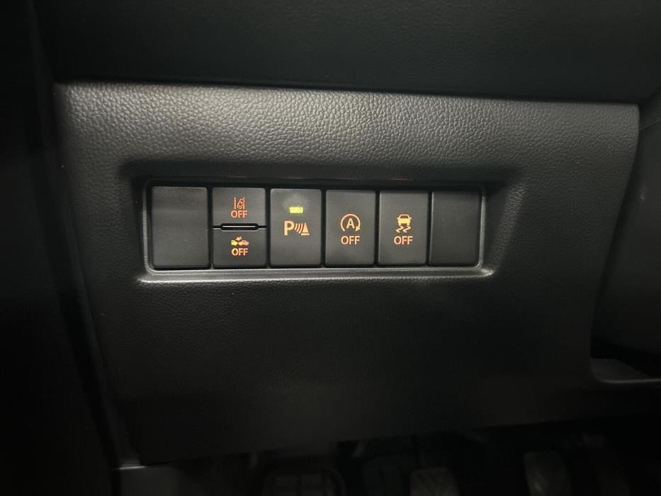 SUZUKI Swift 2021
