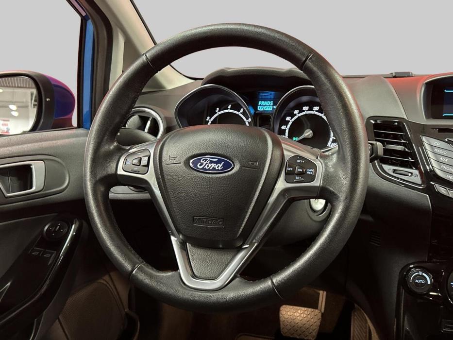 FORD Fiesta 2015