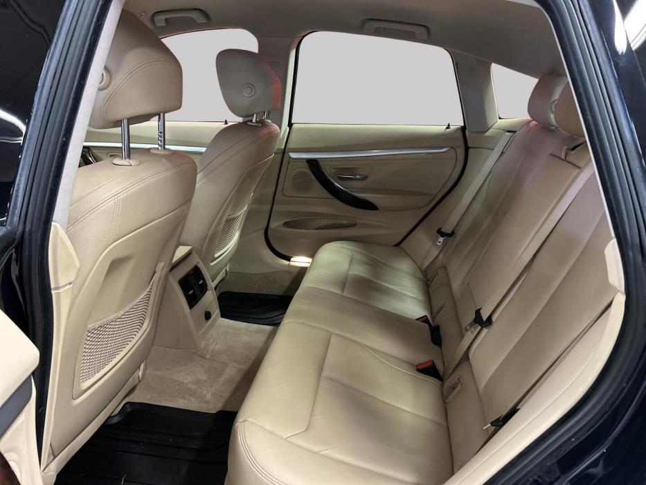 BMW 320 Gran Turismo 2015