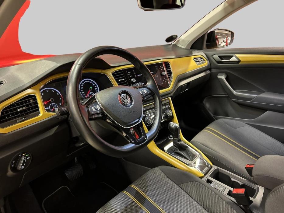 VOLKSWAGEN T-ROC 2019