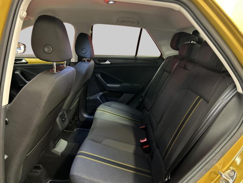 VOLKSWAGEN T-ROC 2019