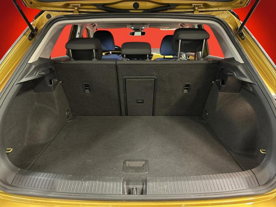 VOLKSWAGEN T-ROC 2019