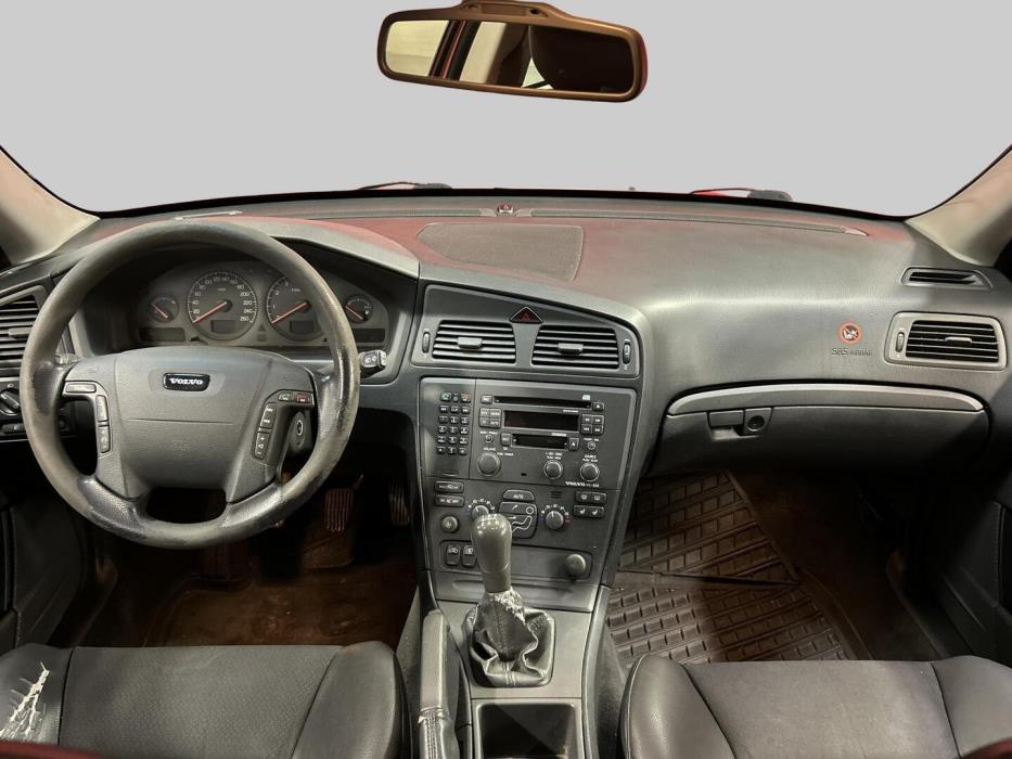 VOLVO V70 2001