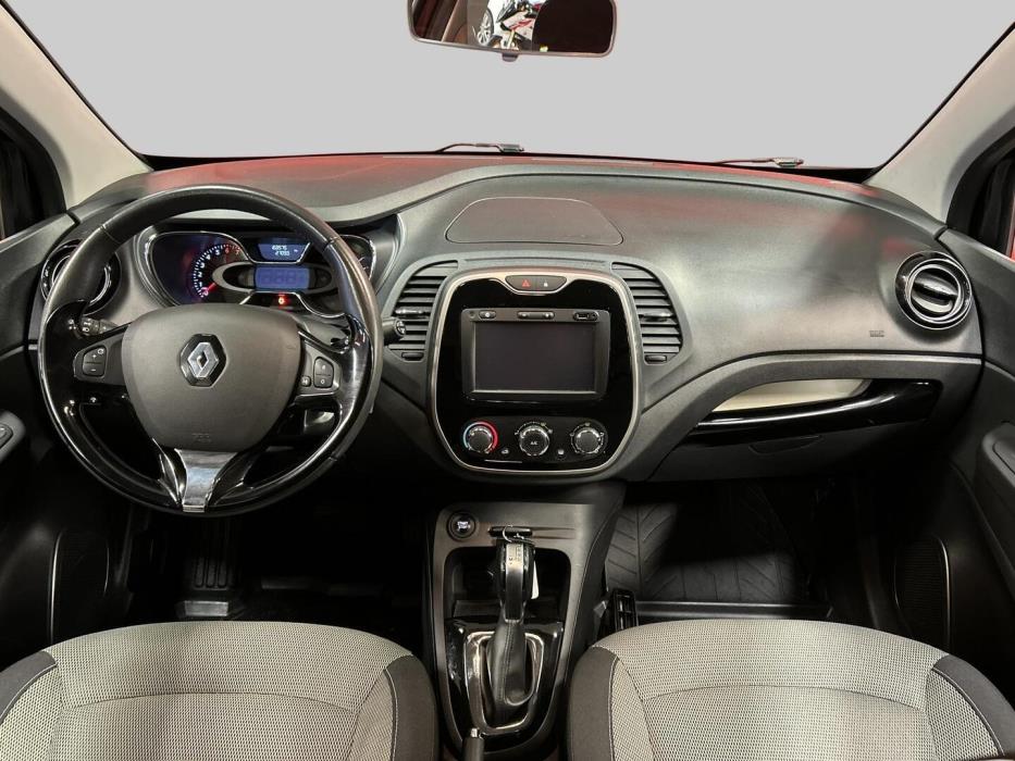 RENAULT Captur 2017