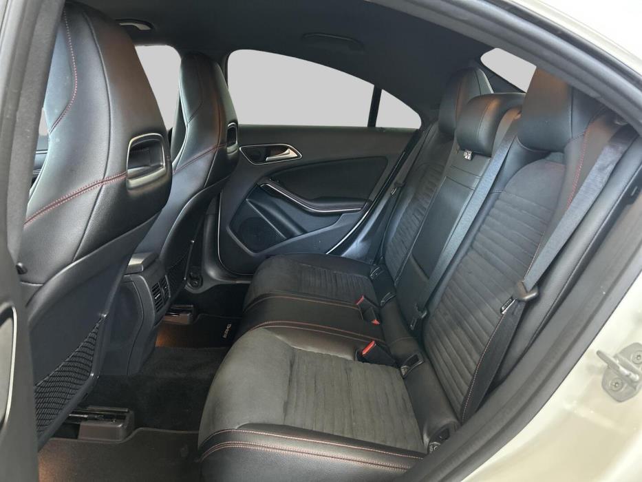 MERCEDES-BENZ CLA 2015