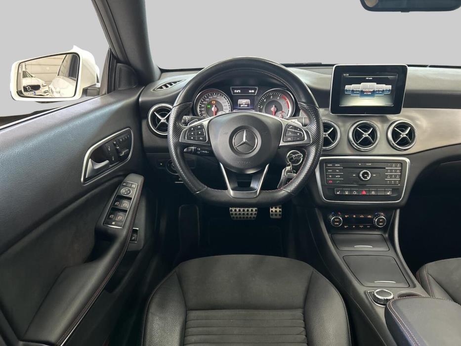 MERCEDES-BENZ CLA 2015