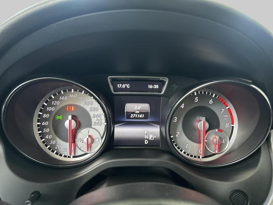 MERCEDES-BENZ CLA 2015