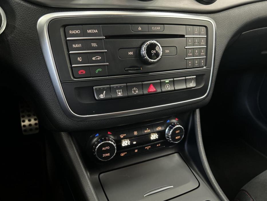 MERCEDES-BENZ CLA 2015