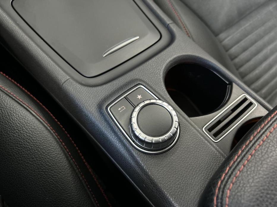 MERCEDES-BENZ CLA 2015