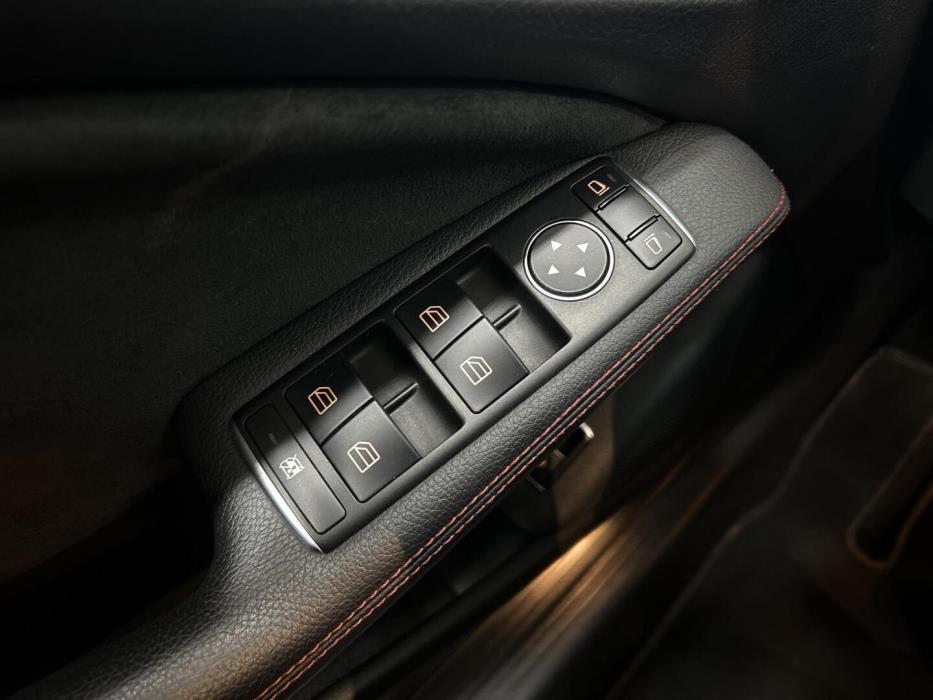 MERCEDES-BENZ CLA 2015