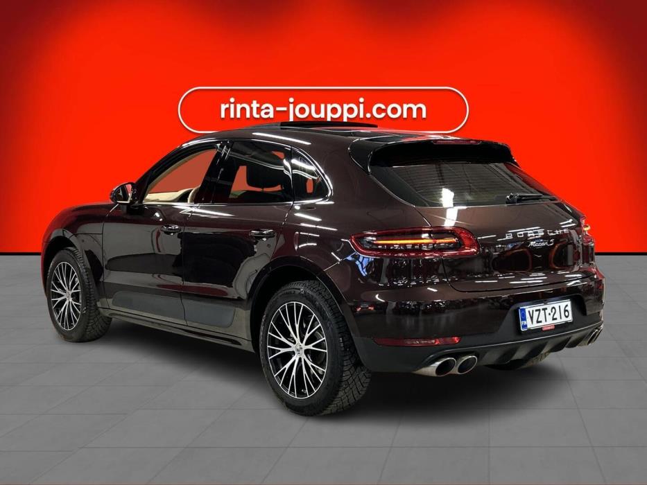 PORSCHE Macan 2015