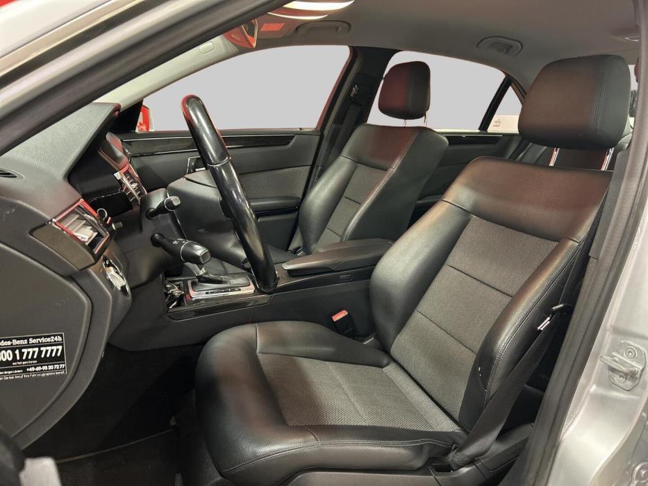MERCEDES-BENZ E 2010
