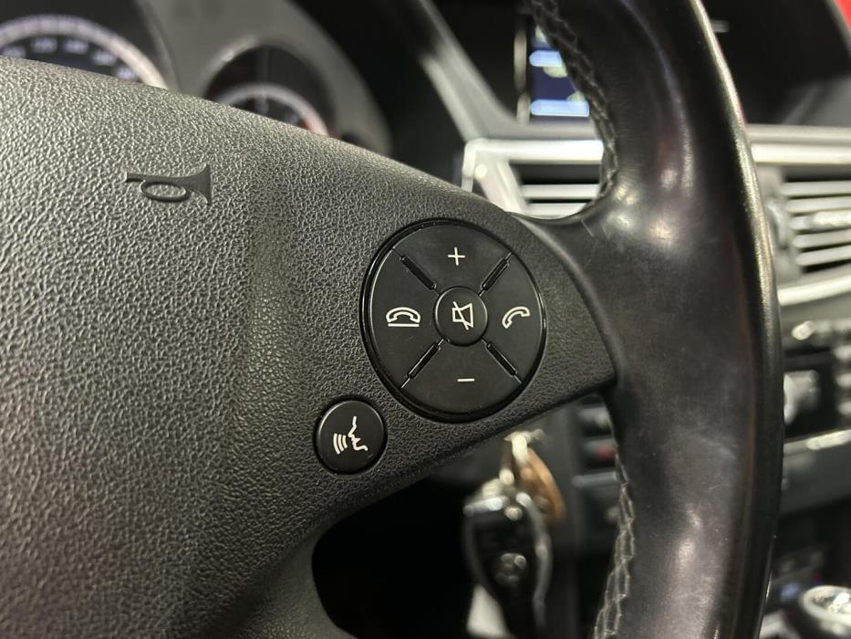 MERCEDES-BENZ E 2010