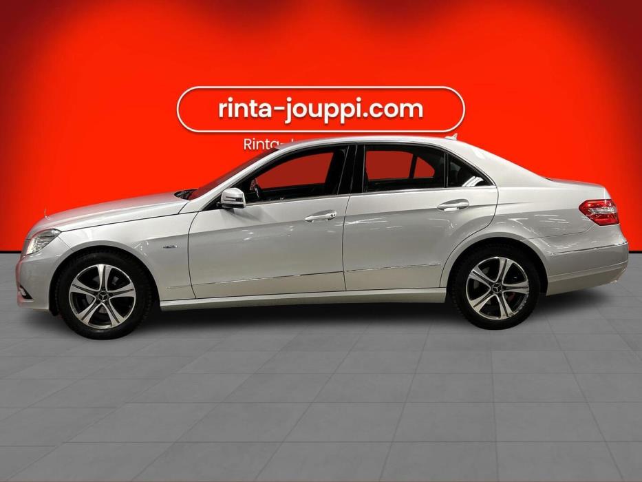 MERCEDES-BENZ E 2010
