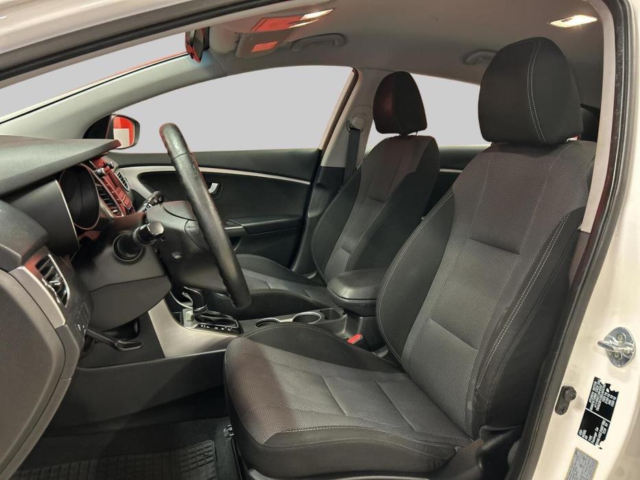 HYUNDAI i30 Wagon 2013