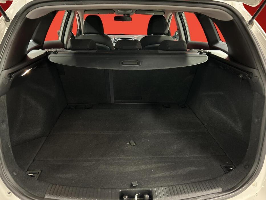 HYUNDAI i30 Wagon 2013