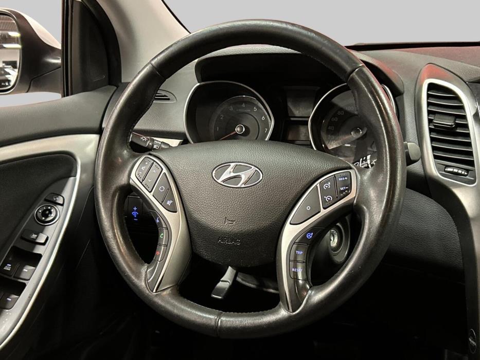 HYUNDAI i30 Wagon 2013