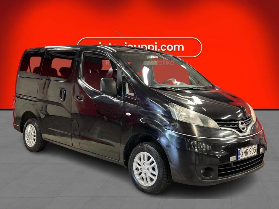 NISSAN NV200 2011