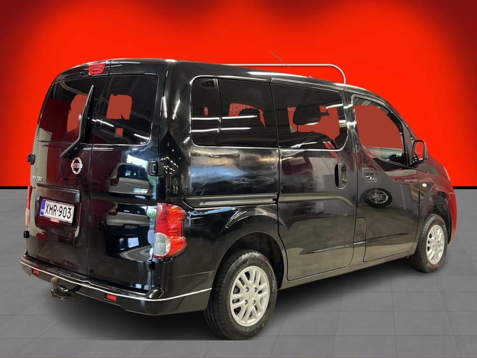 NISSAN NV200 2011