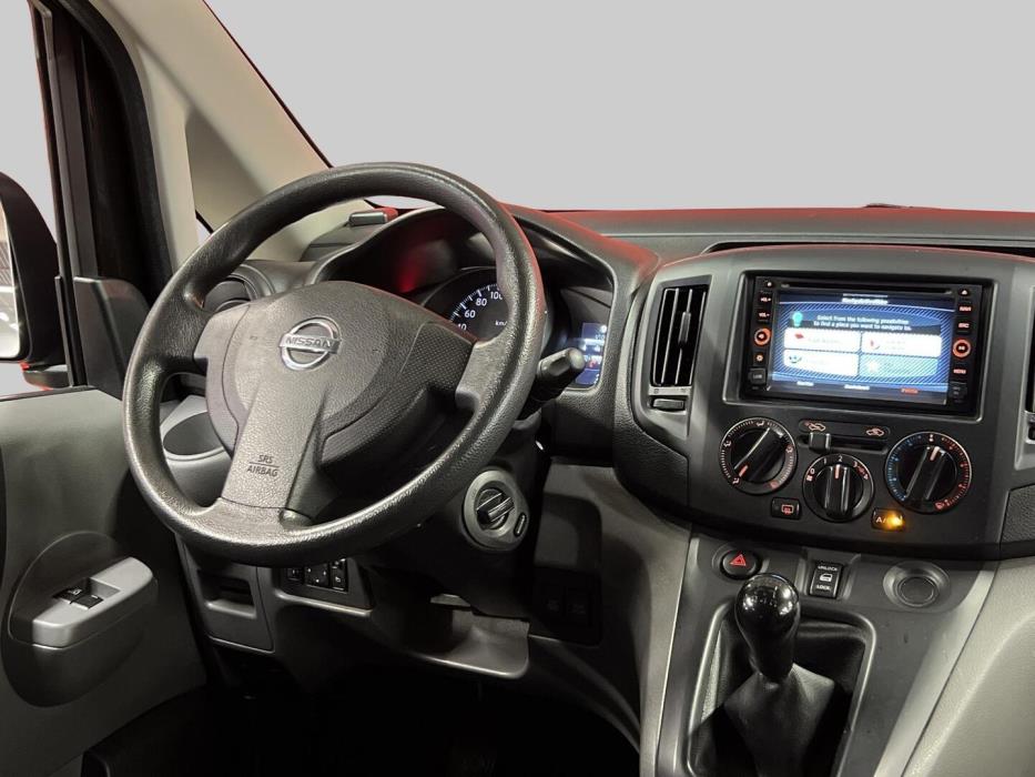NISSAN NV200 2011