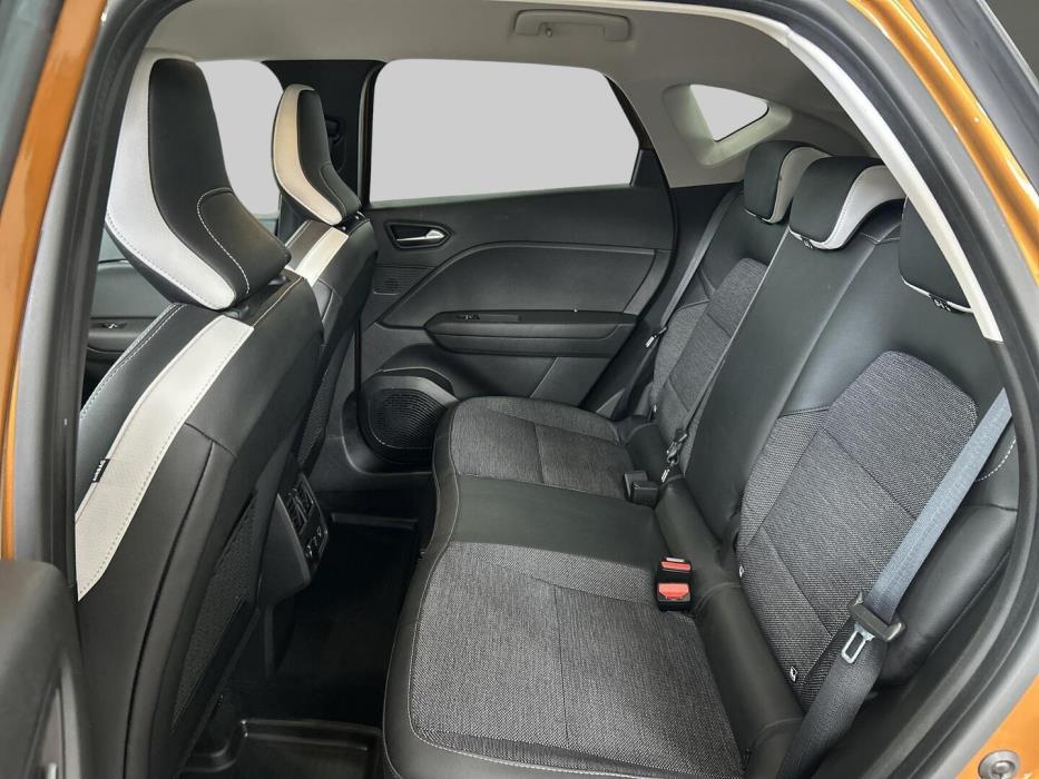 RENAULT Captur 2021